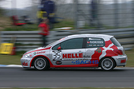En drilsk gearkasse satte en stopper for Bruno Rasmussen's deltagelse i Åbningsløbet på Jyllands-Ringen. (Foto: Motorsporten.dk)
